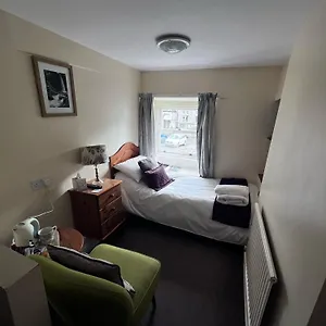 3* Hotel Oyo Cocketts